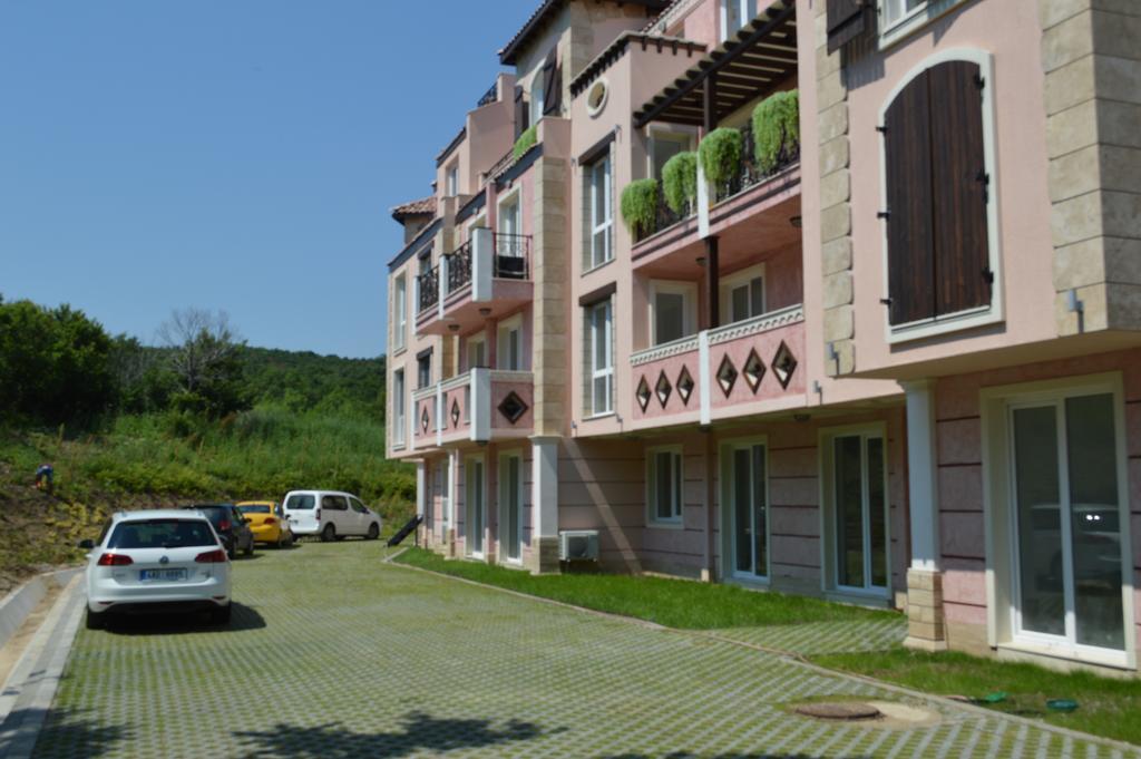 Gitea Saint Johan Apartments Sozopol Exterior photo